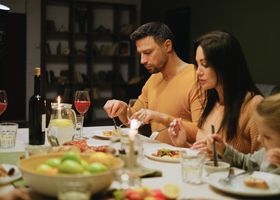 Supper at the Long Table